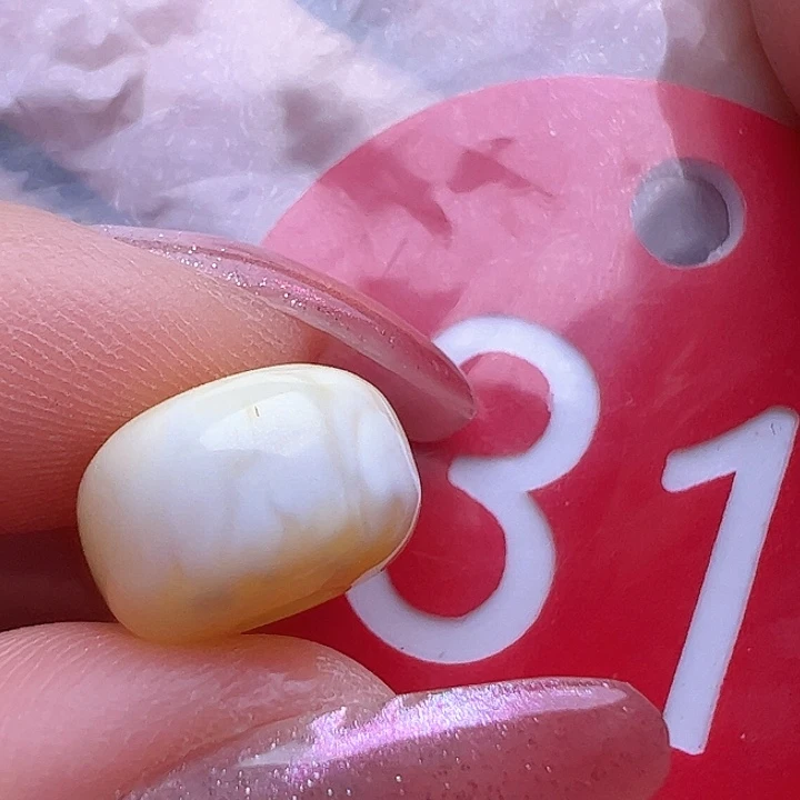 未镶嵌蜜蜡裸石微花粉11.4mm墩子