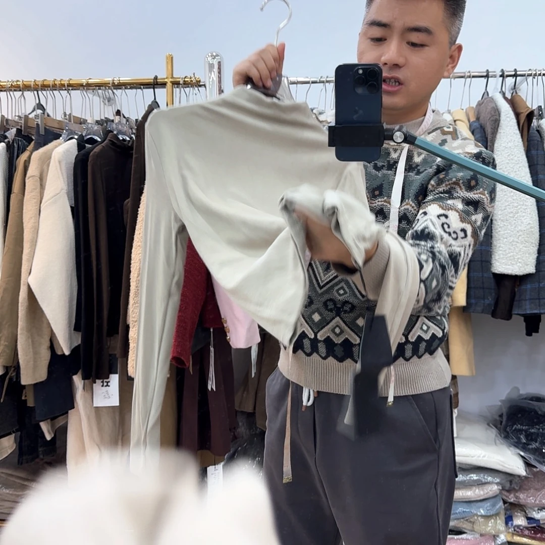 宥***你这里没有任何可做325