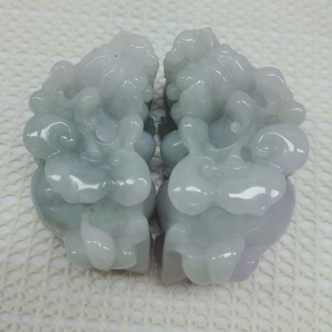翡翠浅绿冰润精工如意貔貅挂件