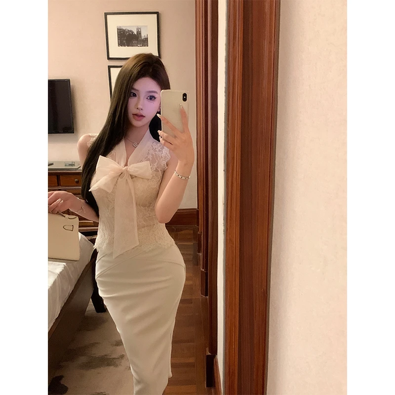 轻奢温柔姐姐 精致纯欲蕾丝上衣+包臀半身裙套装女网红款