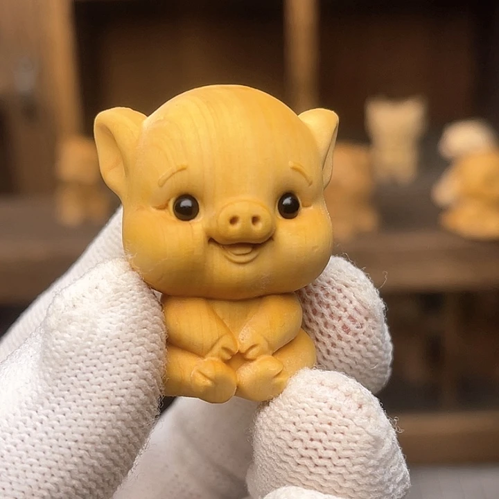 木开心小猪挂件黄杨木