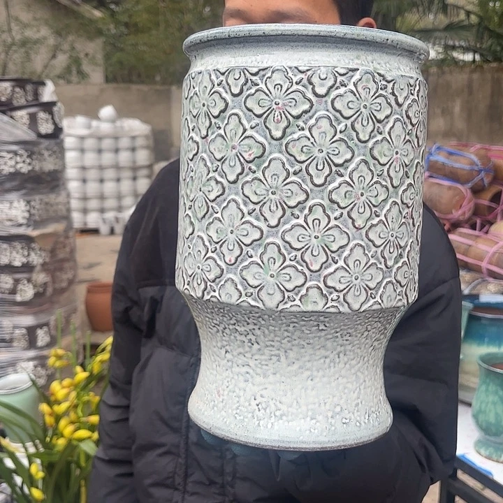 紫砂茶碗口径20高度30白彩