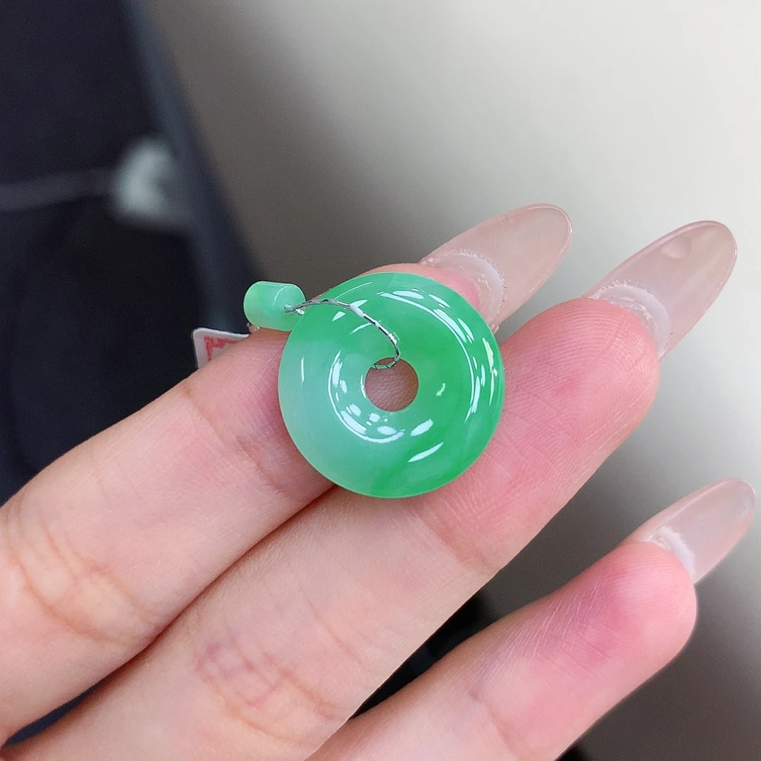未镶嵌戒指翡翠甜甜圈