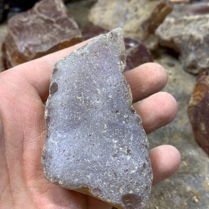 玛瑙/玉髓原石未镶嵌白*