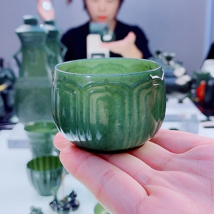 奇***e和田玉（青玉）未镶嵌把件微瑕