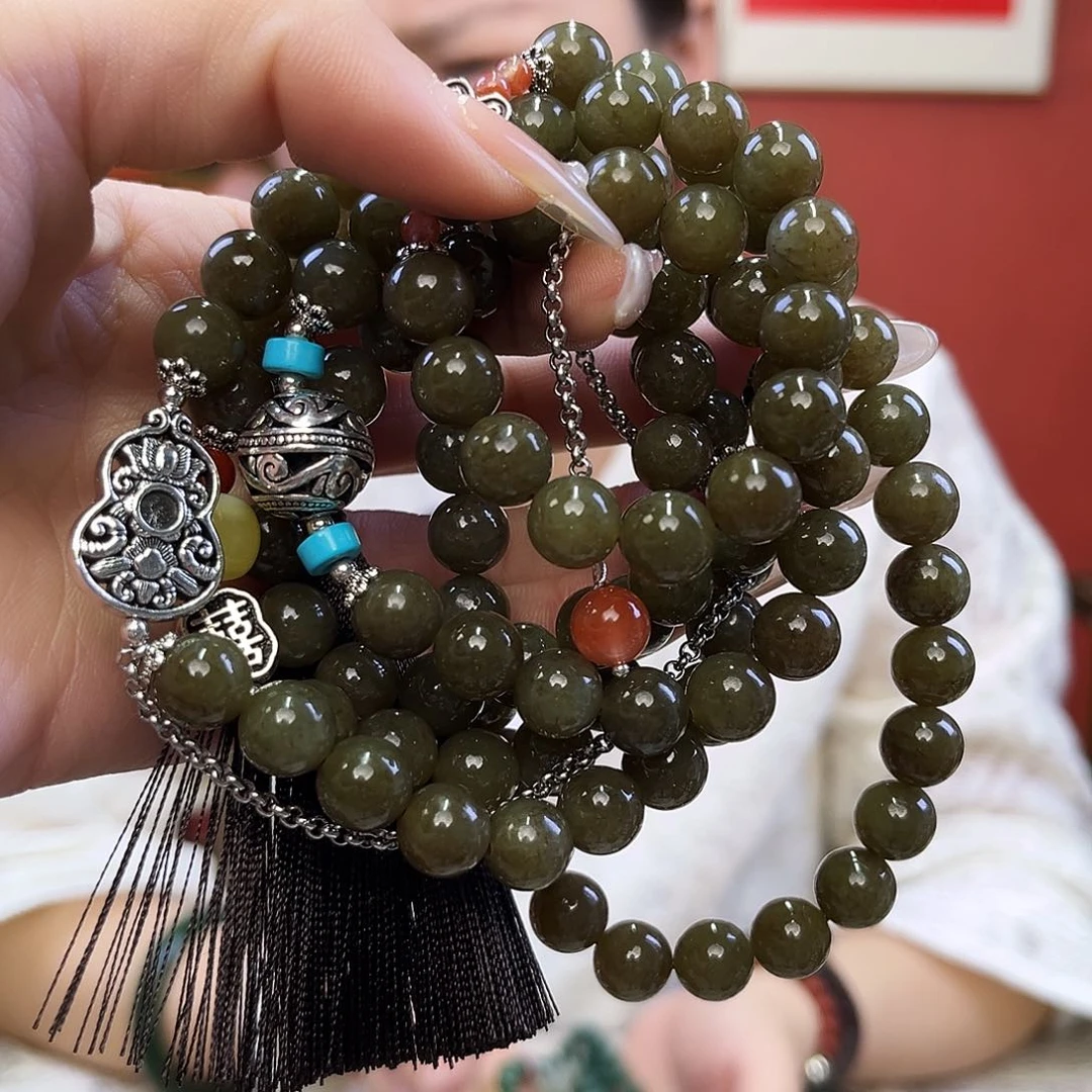 和田玉（糖玉）未镶嵌颈饰卷*·