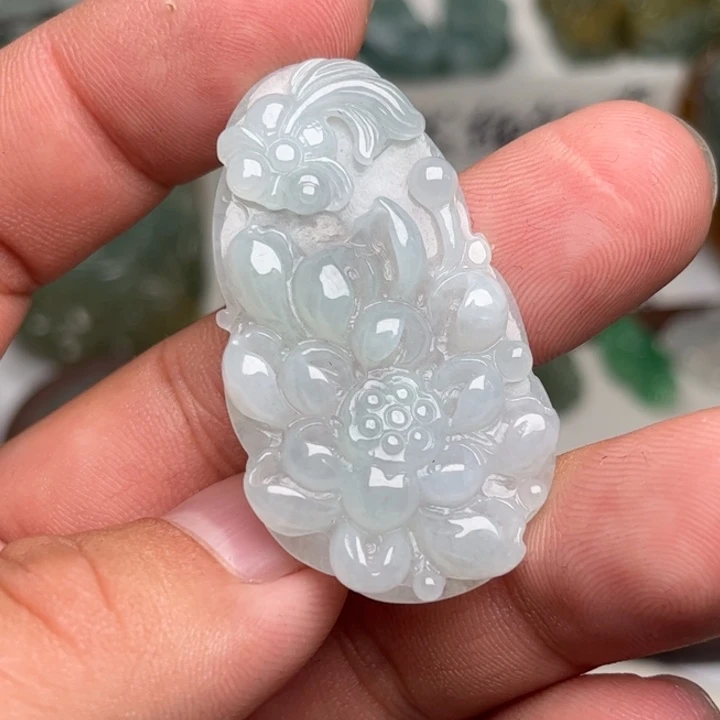 颈饰未镶嵌翡翠荷花
