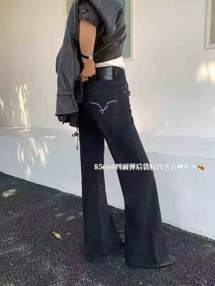 舒适潮流--牛仔筒喇裤