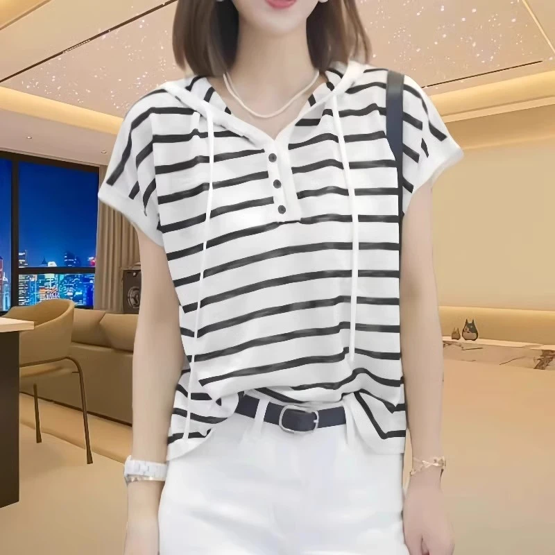 薄款透气冰丝条纹短袖连帽针织衫女2025夏季新款宽松休闲洋气上衣