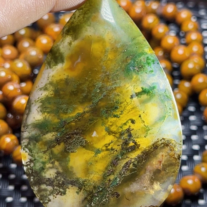 玛瑙/玉髓颈饰未镶嵌丶****