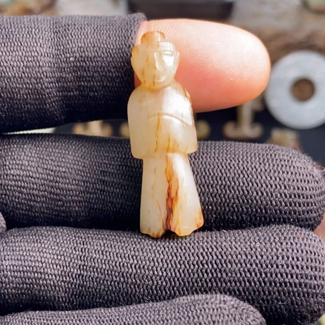 和田玉（糖玉）未镶嵌挂件