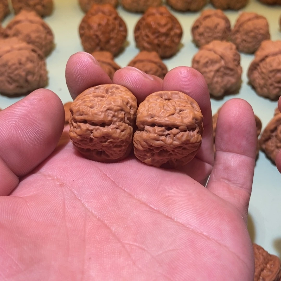 文玩核桃吊坠冠*蛤蟆头30一对