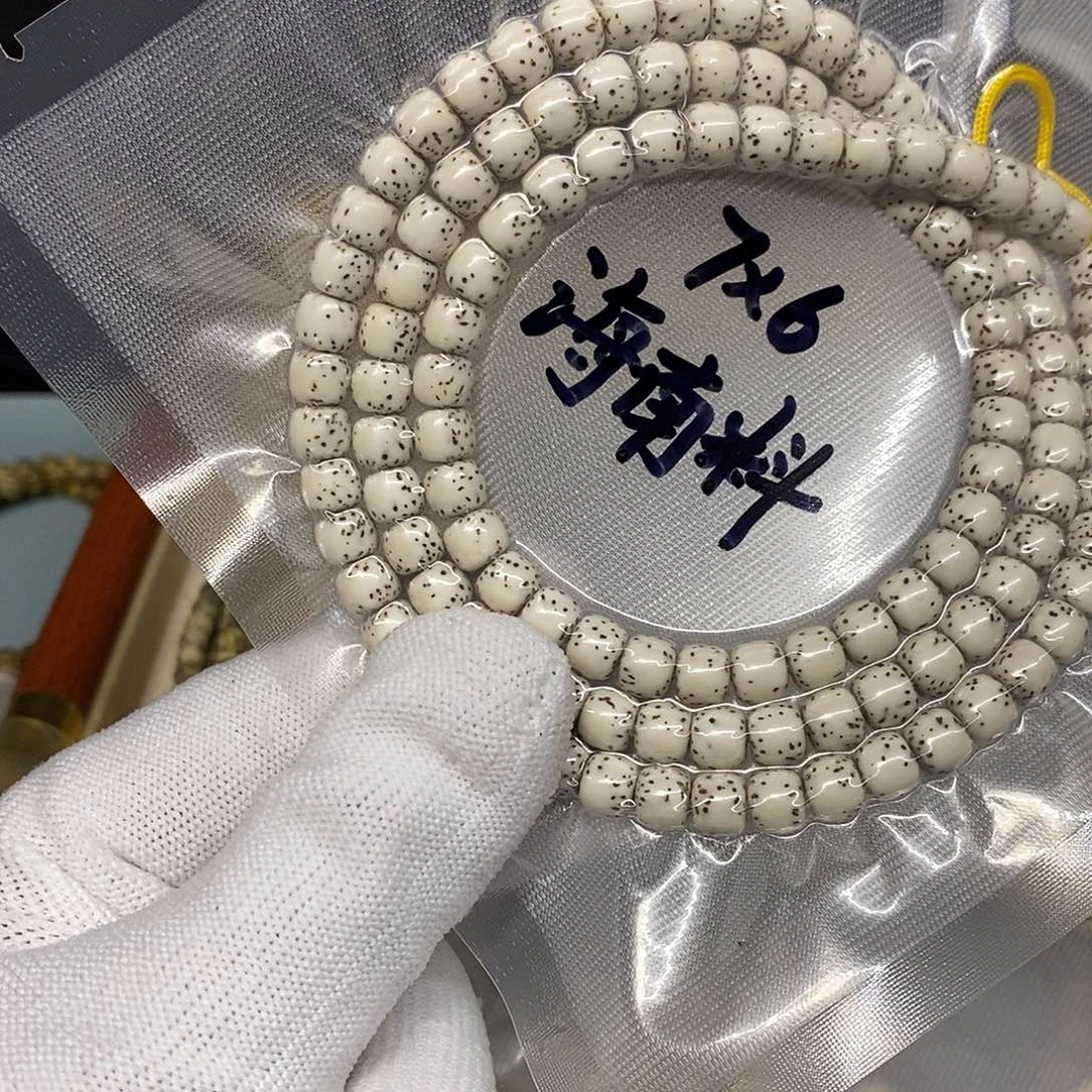 星月菩提手串76大留白河豚108