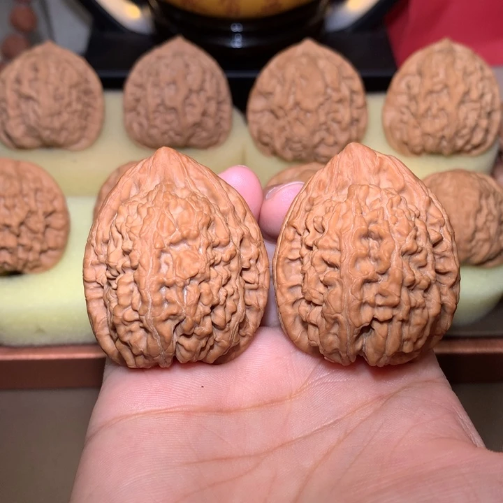文玩核桃把件h****發蚂蚁王