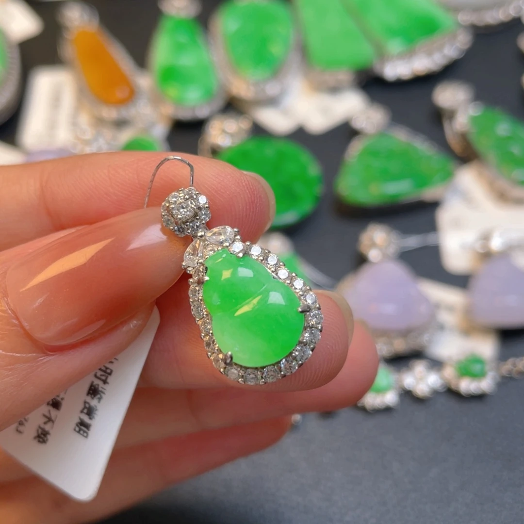 翡翠银S925镶嵌颈饰