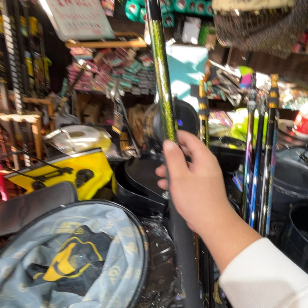 嘉***司茅草黑金非凡240抄网杆