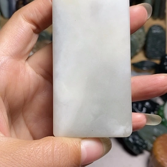 未镶嵌和田玉（糖玉）珠宝半成品