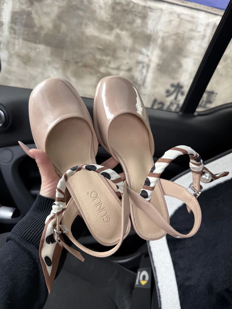 包头时装凉鞋方头一脚蹬包头凉鞋粗跟鞋子凉鞋高跟半拖百搭