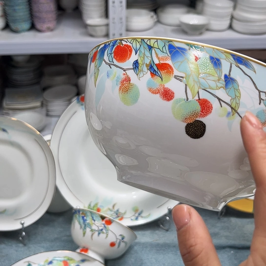 瓷片荔枝八寸汤碗一个