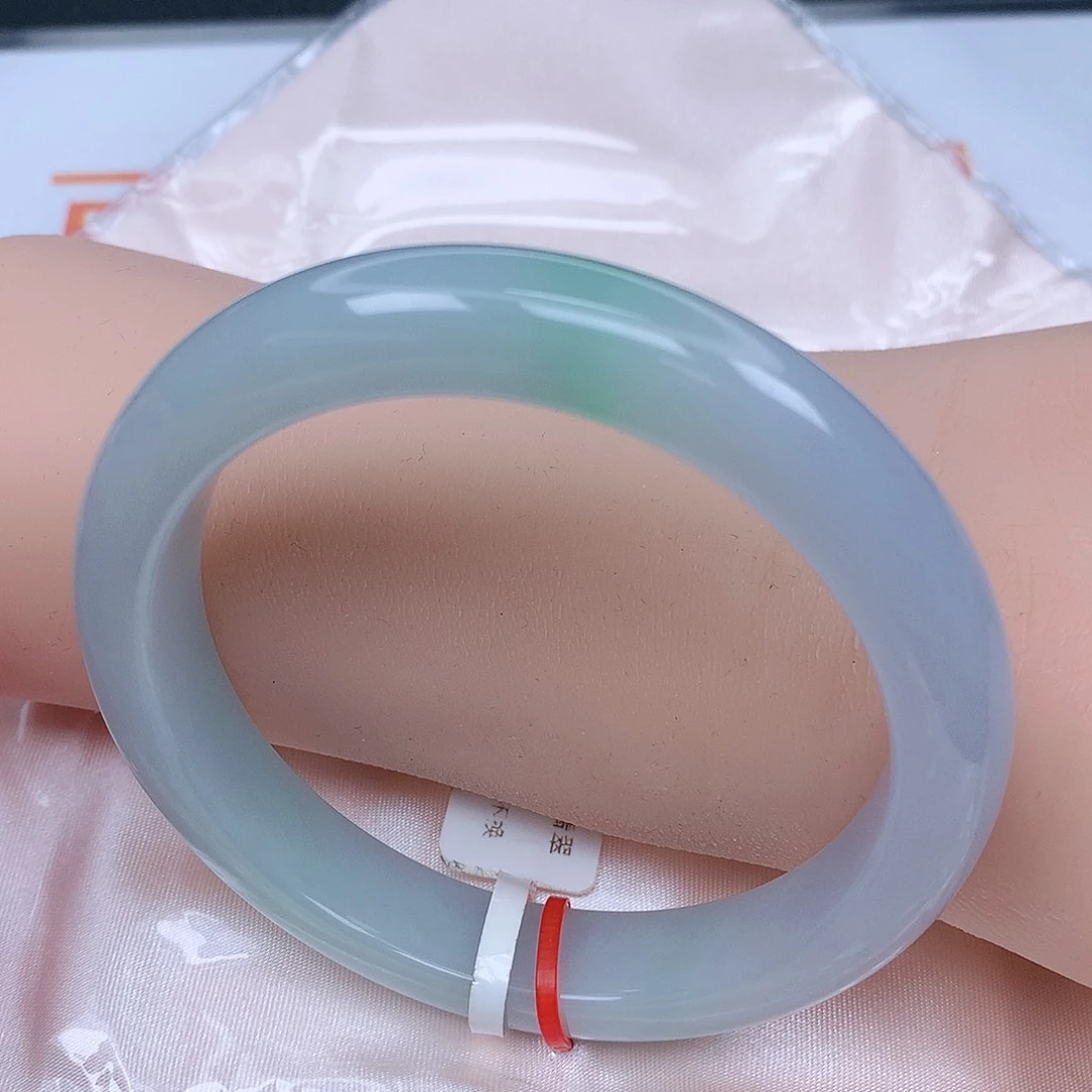 【闪购商品】未镶嵌手镯翡翠，56