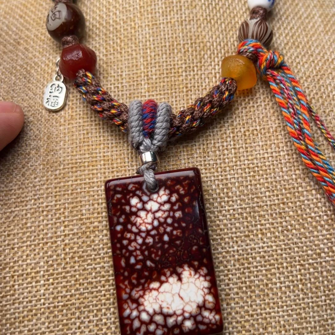 玛瑙/玉髓颈饰未镶嵌