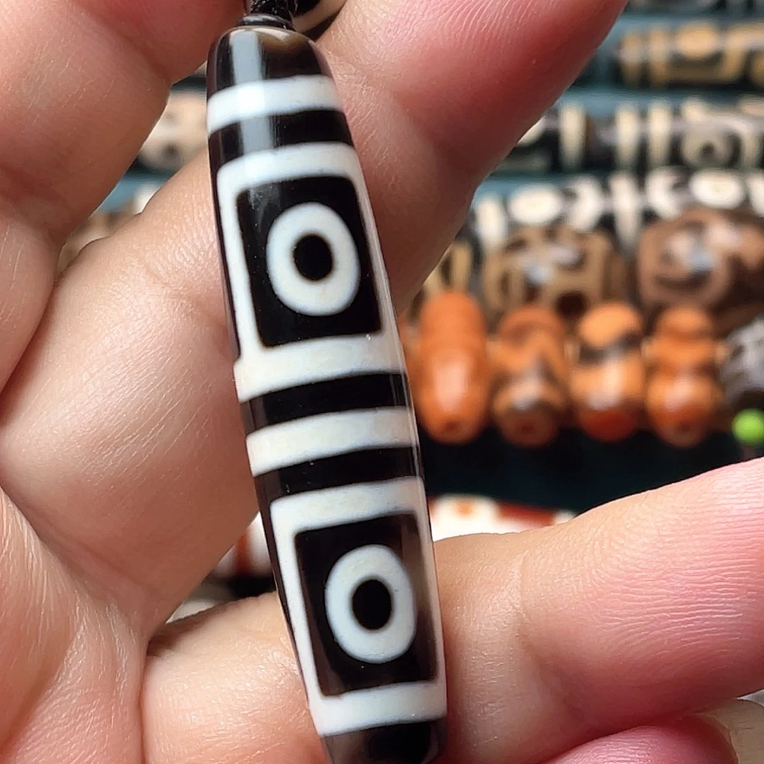 玛瑙/玉髓未镶嵌颈饰朱砂地门四