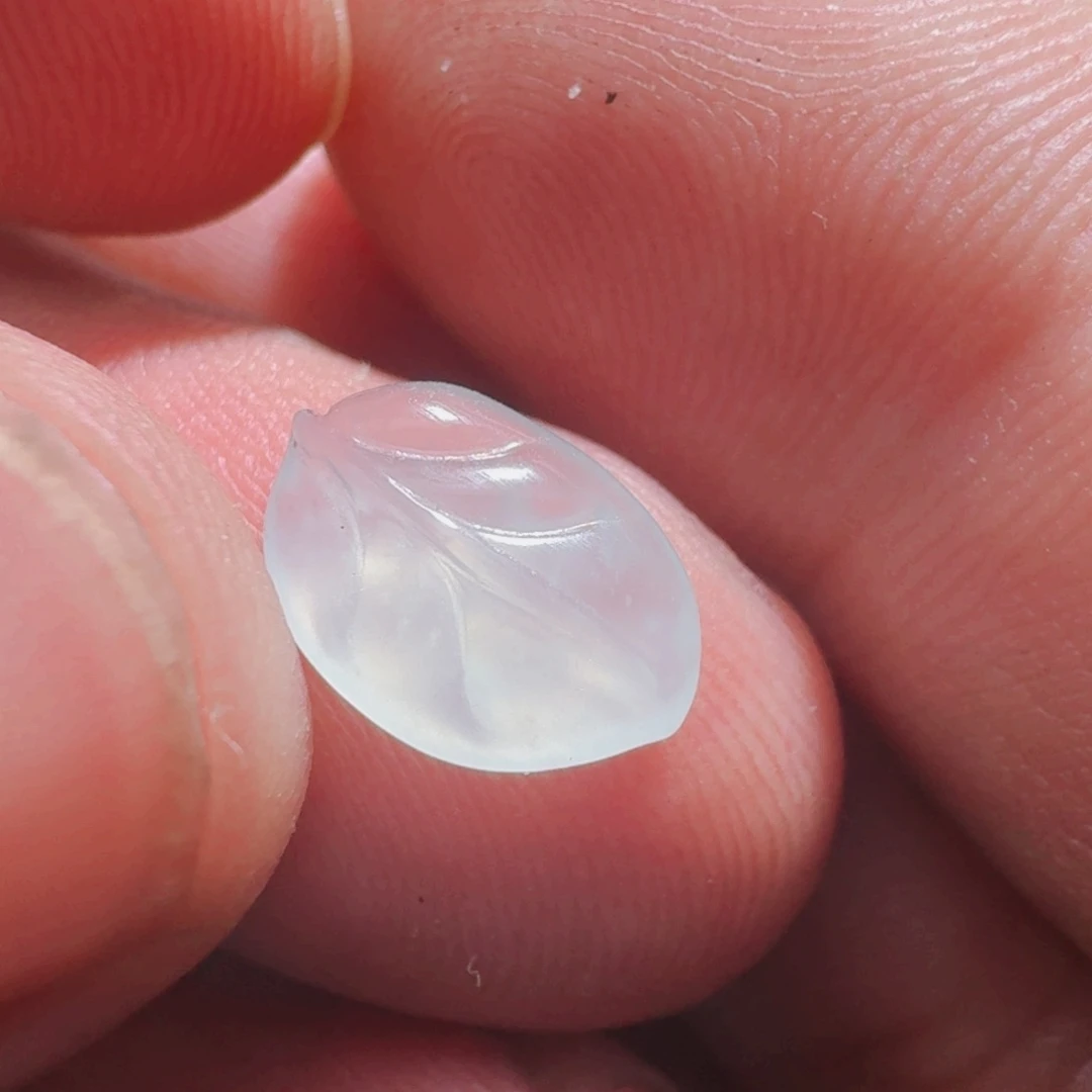 未镶嵌定制翡翠天然翡翠叶子