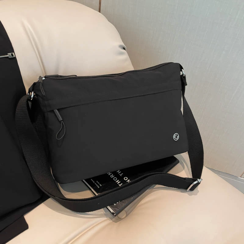 999日系风韩版水洗耐刮方形斜挎包简约斜跨包运动百搭单肩轻便