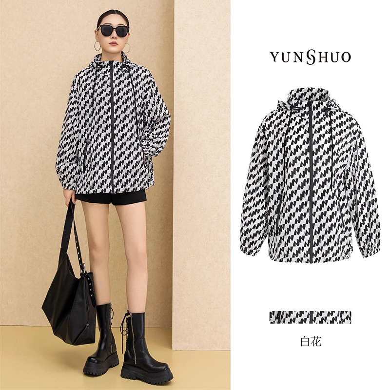 允硕春夏新品时尚百搭防晒气质女装立领印花宽松上衣外套456143