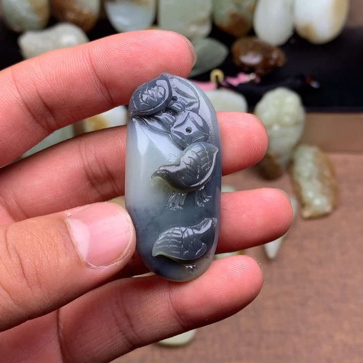 和田玉（糖玉）未镶嵌颈饰