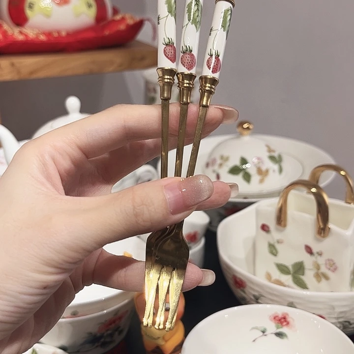 瓷片叉子叉子叉子3个