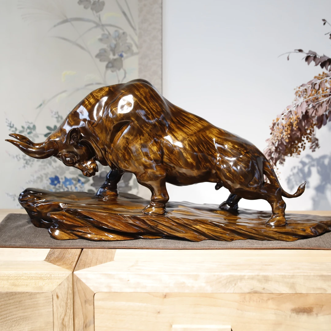 金丝楠阴沉满花纹整木雕刻（力量）摆件