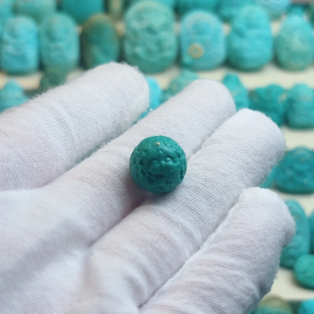 未镶嵌绿松石珠宝奇石