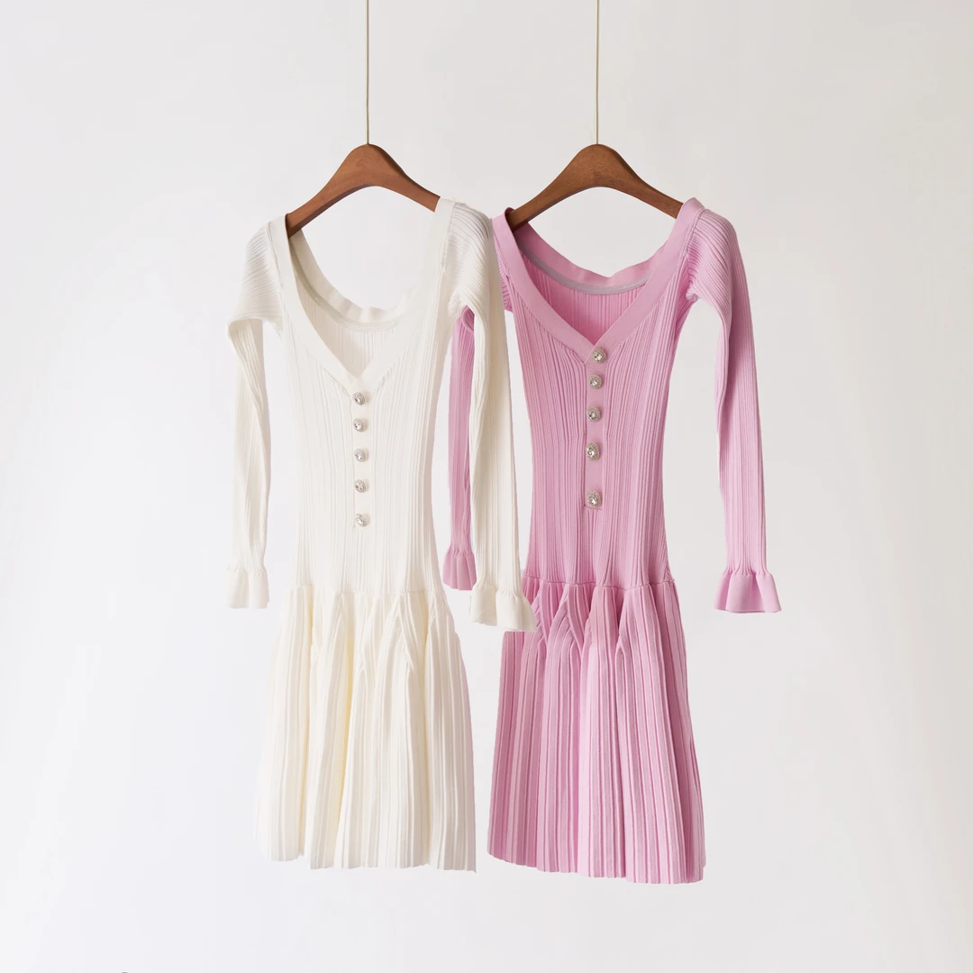 【YS11814】木巨上3.7k+25早秋新款千金风一字肩钻饰针织连衣裙