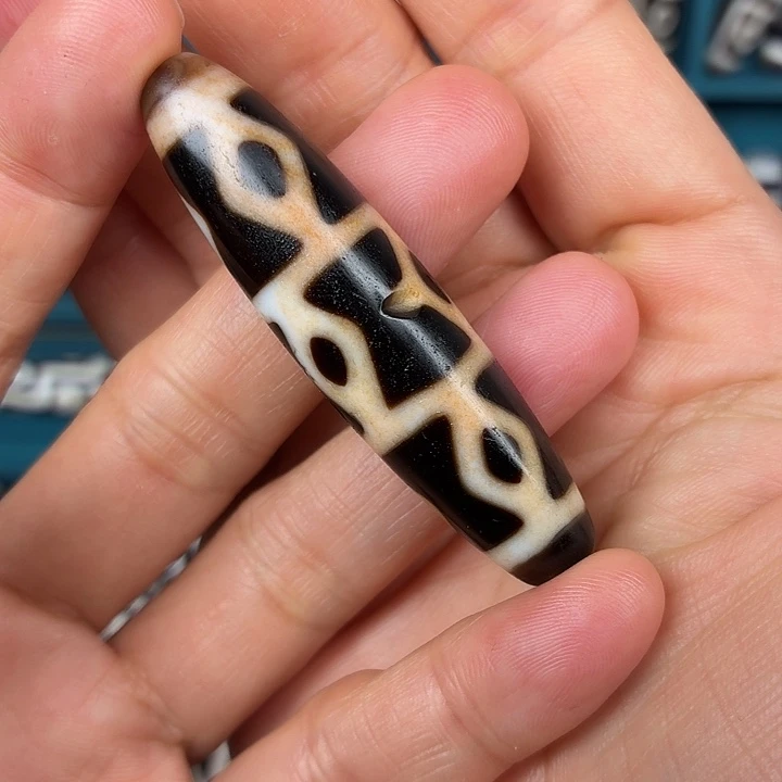 玛瑙/玉髓合金颈饰