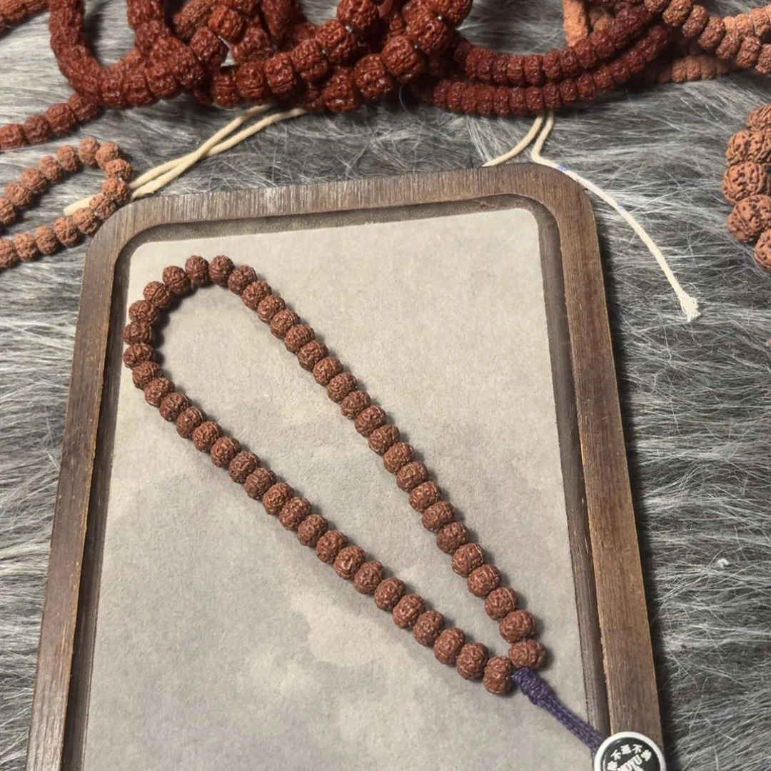 l***e金刚菩提吊坠老树王手持 0335