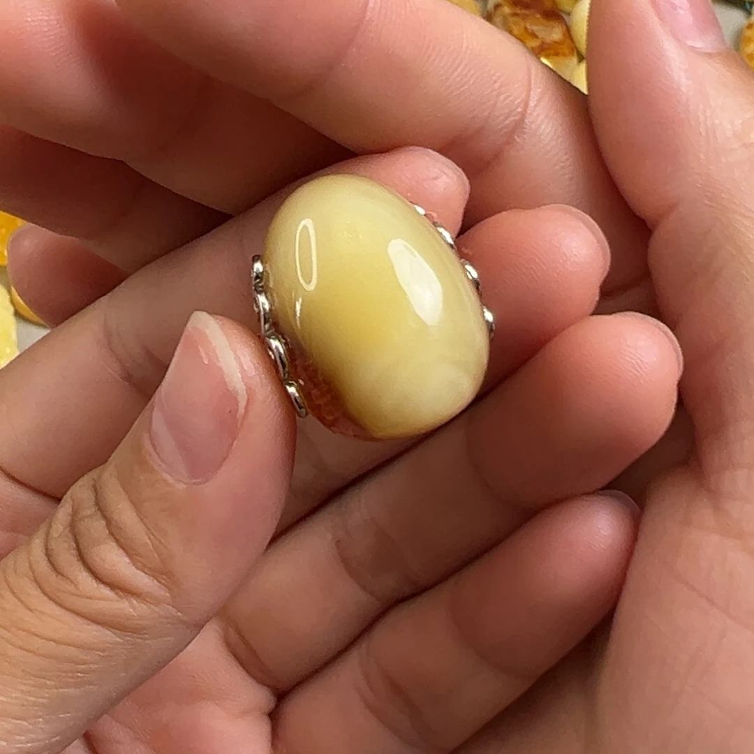 蜜蜡银S925镶嵌裸石蜜蜡