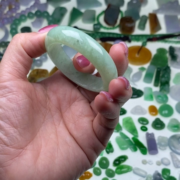 ****水翡翠未镶嵌挂件天然翡翠