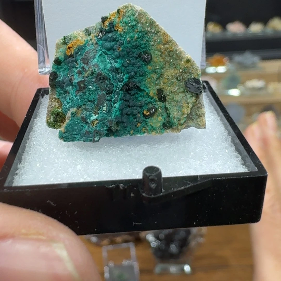 黑****头月下珠宝严选矿物