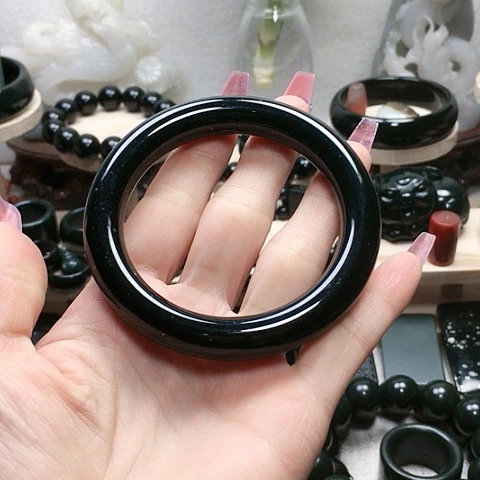 未镶嵌手串和田玉