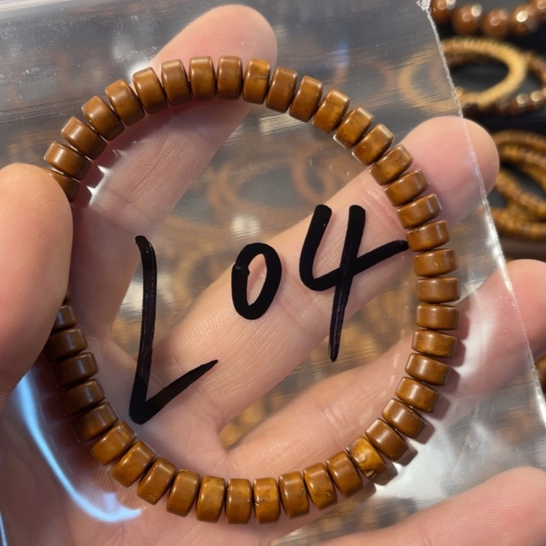 手串紫金鼠7×4纯肉药片L04