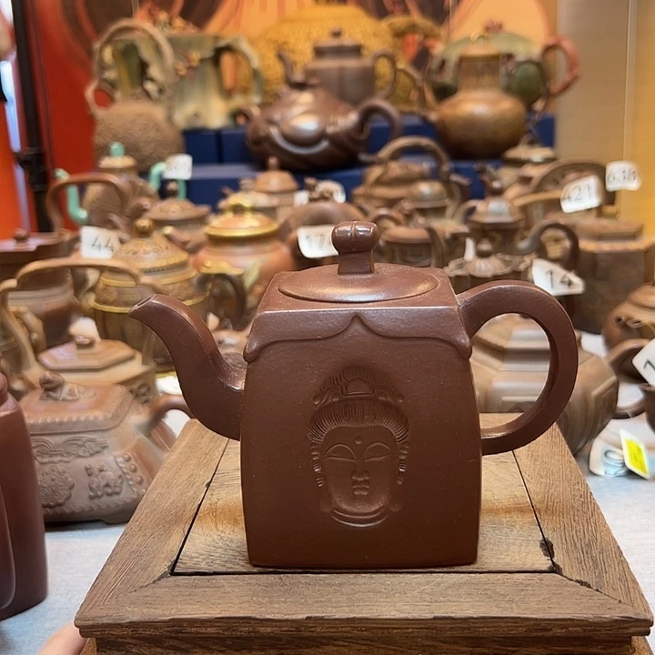 紫砂壶等艺术精品