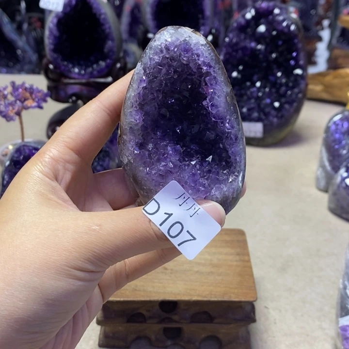 未镶嵌水晶大型摆件（非配饰）