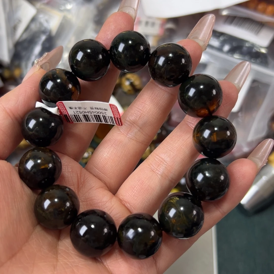 未镶嵌琥珀珠宝奇石271