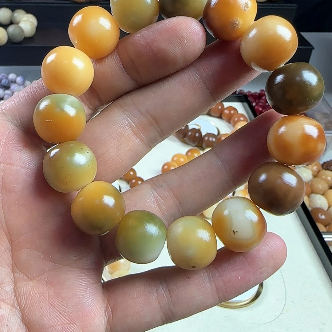 菩提根/象牙果手串.****?瑕疵手串一条