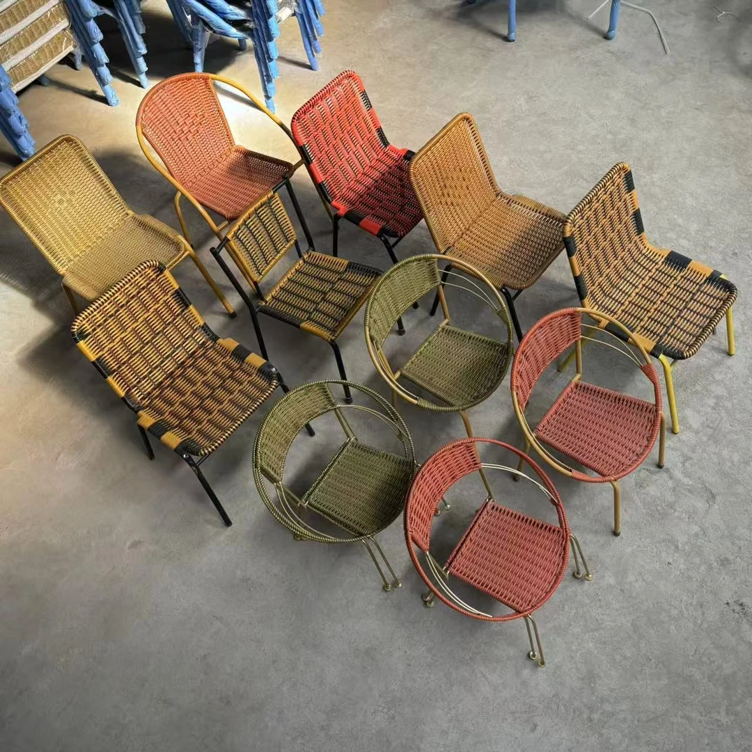 加固椅户外小藤椅成人家用夜市摆摊腾椅新款小凳子多色无固定椅子