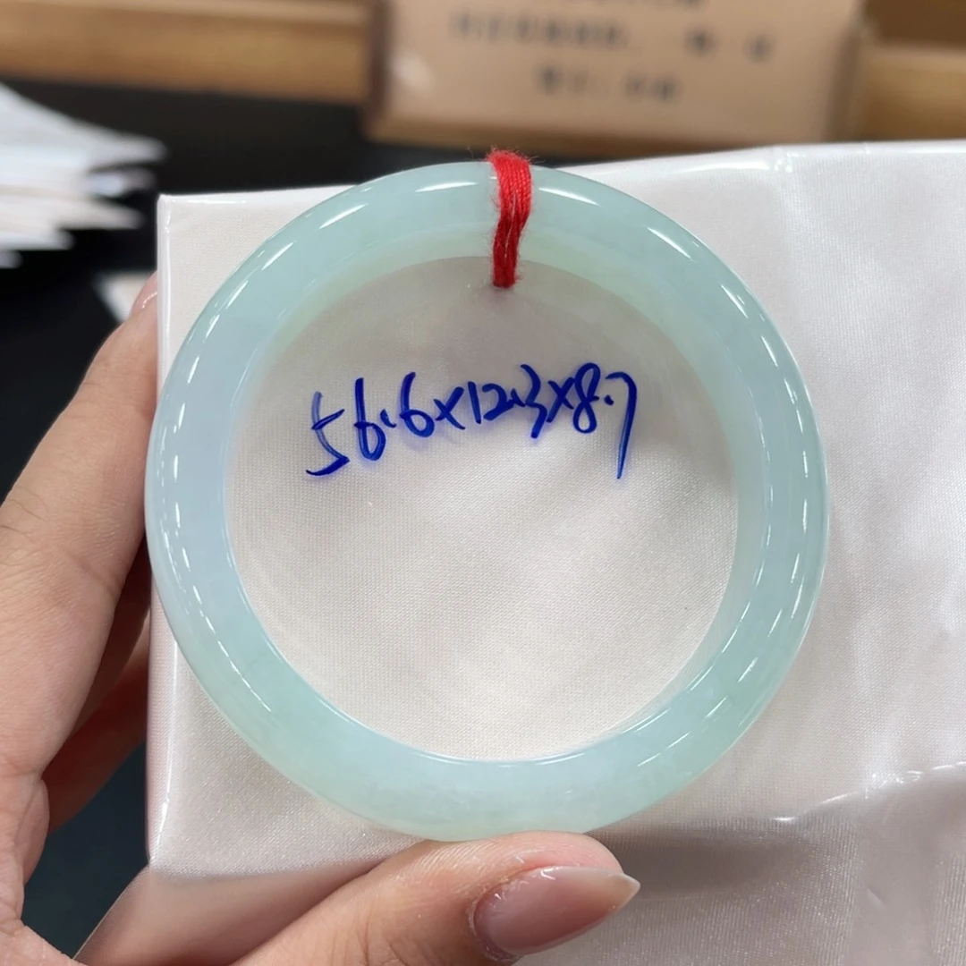 未镶嵌手镯翡翠?****?翡翠