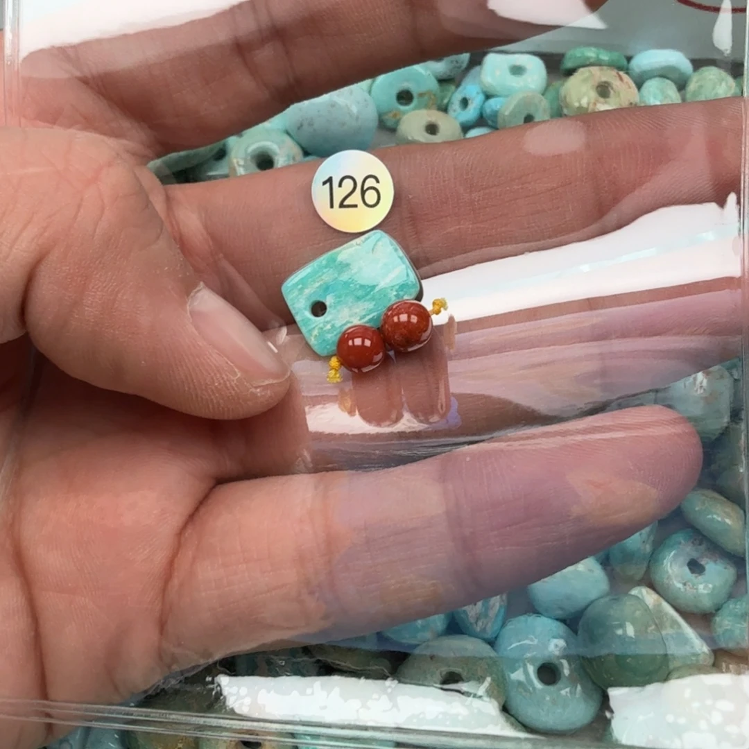 南红玛瑙未镶嵌珠宝奇石