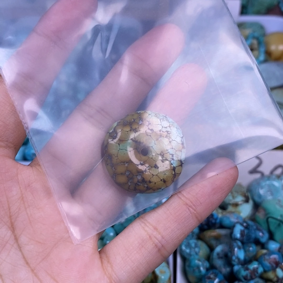 大***力绿松石未镶嵌颈饰