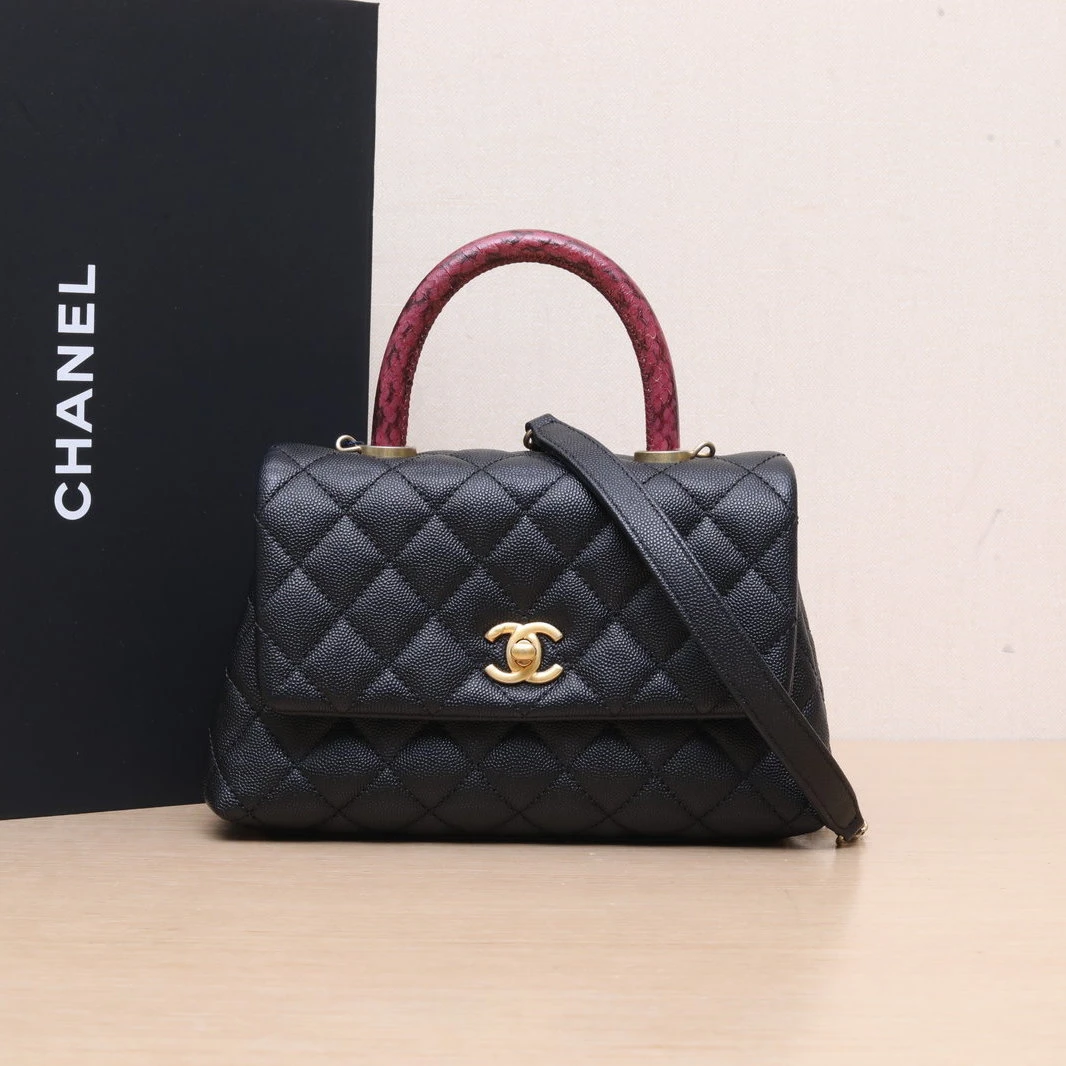 99新 Chanel/香奈儿 【娇】皮革C 26开Coco Handle皮手柄 399189